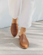 The Venetian Mule - Leather - Tan - Women's - Women - Tan - Soludos -
