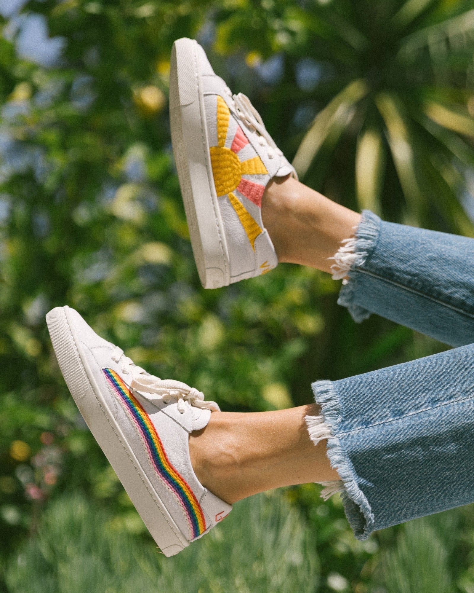 Soludos Rainbow Wave - Sneakers Donna Basse In Pelle Con Ricami Arcobaleno E Sole, Suola Gomma, Colori Neutri
