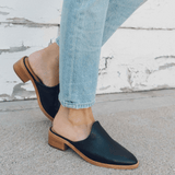 The Venetian Mule - Leather - Black - Women's - Women - Black - Soludos -