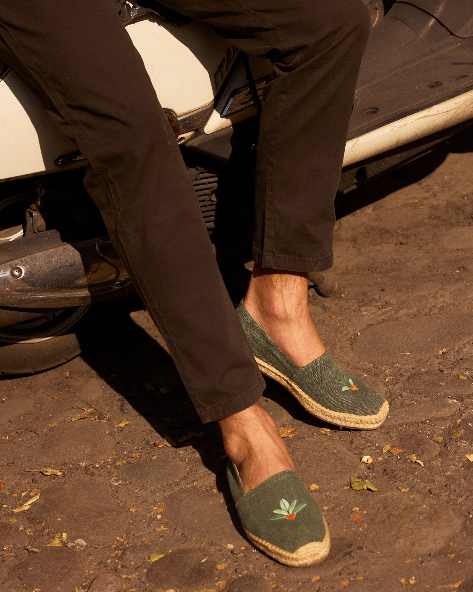 Men's Original Espadrille | Embroidery | Cardenxe - Vintage Green - Men's Espadrilles - Cardenxe - Vintage Green - Soludos - 