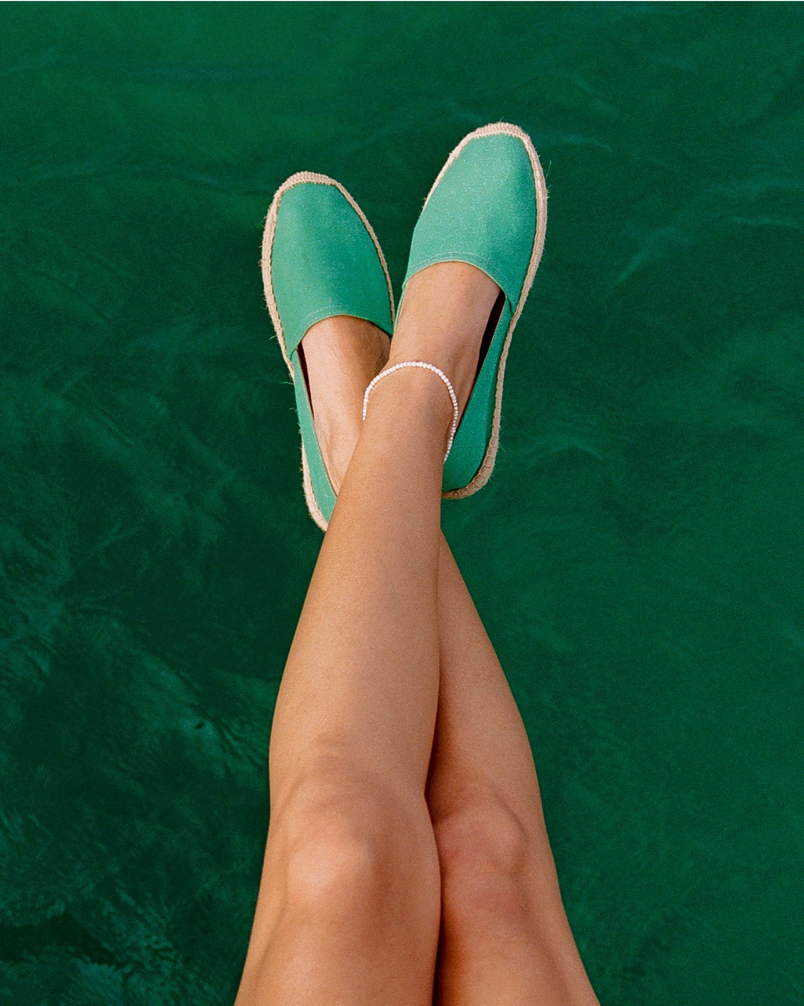Womens_Espadrilles_The Dali Original_Canvas Colors_Fiji Green - Women's Espadrilles - Fiji Green - Soludos - 