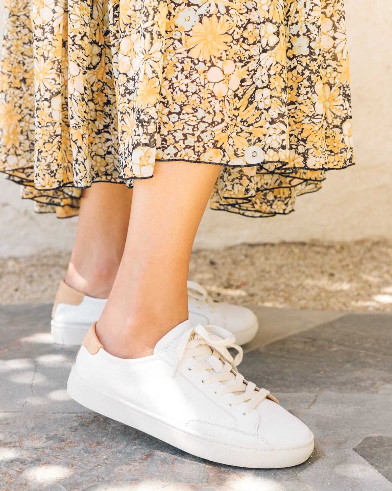 white classic leather low top sneakers