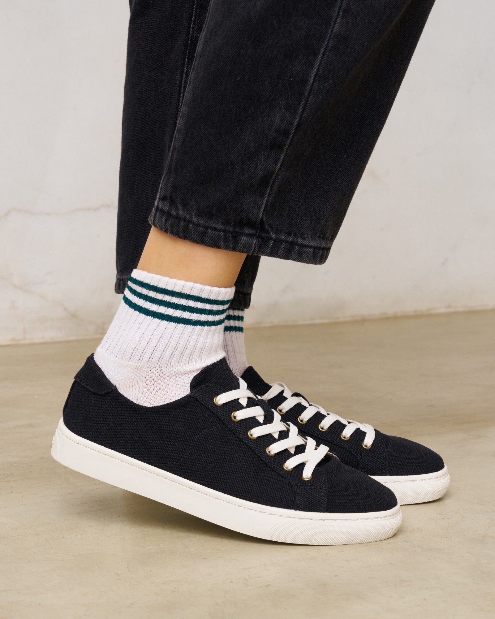 The Original Ibiza - Canvas - Noche Black - Women's - Women's Sneakers - Noche Black - Soludos - 