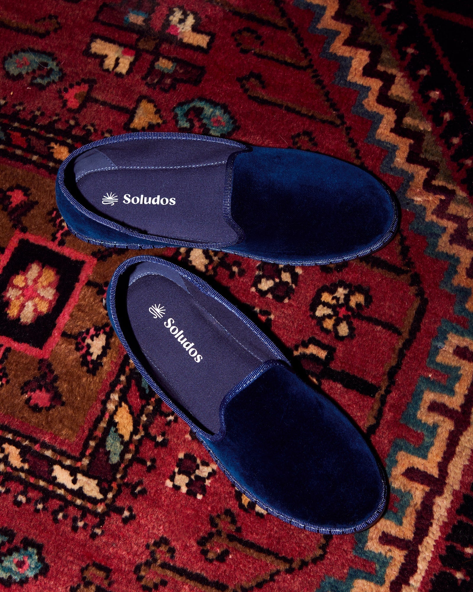 極美品 ジャランスリウァヤ Ruffle REPELLO SUEDE UK5 Women's Venetian Flat | Velvet | Royal Navy – Soludos